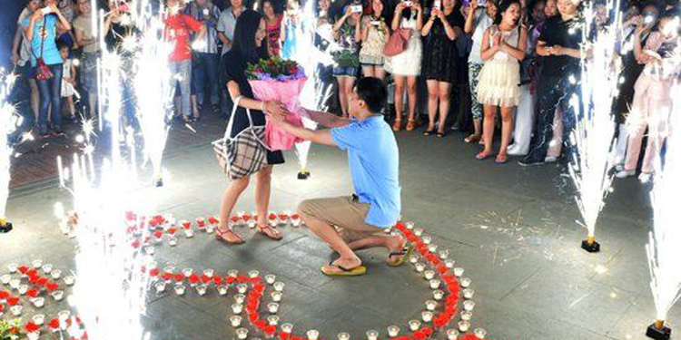 史上最浪漫的求婚方式 十種方案任你選