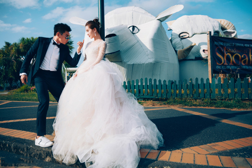 劉詩(shī)詩(shī)吳奇隆結婚照曝光 甜蜜爆棚堪比大片